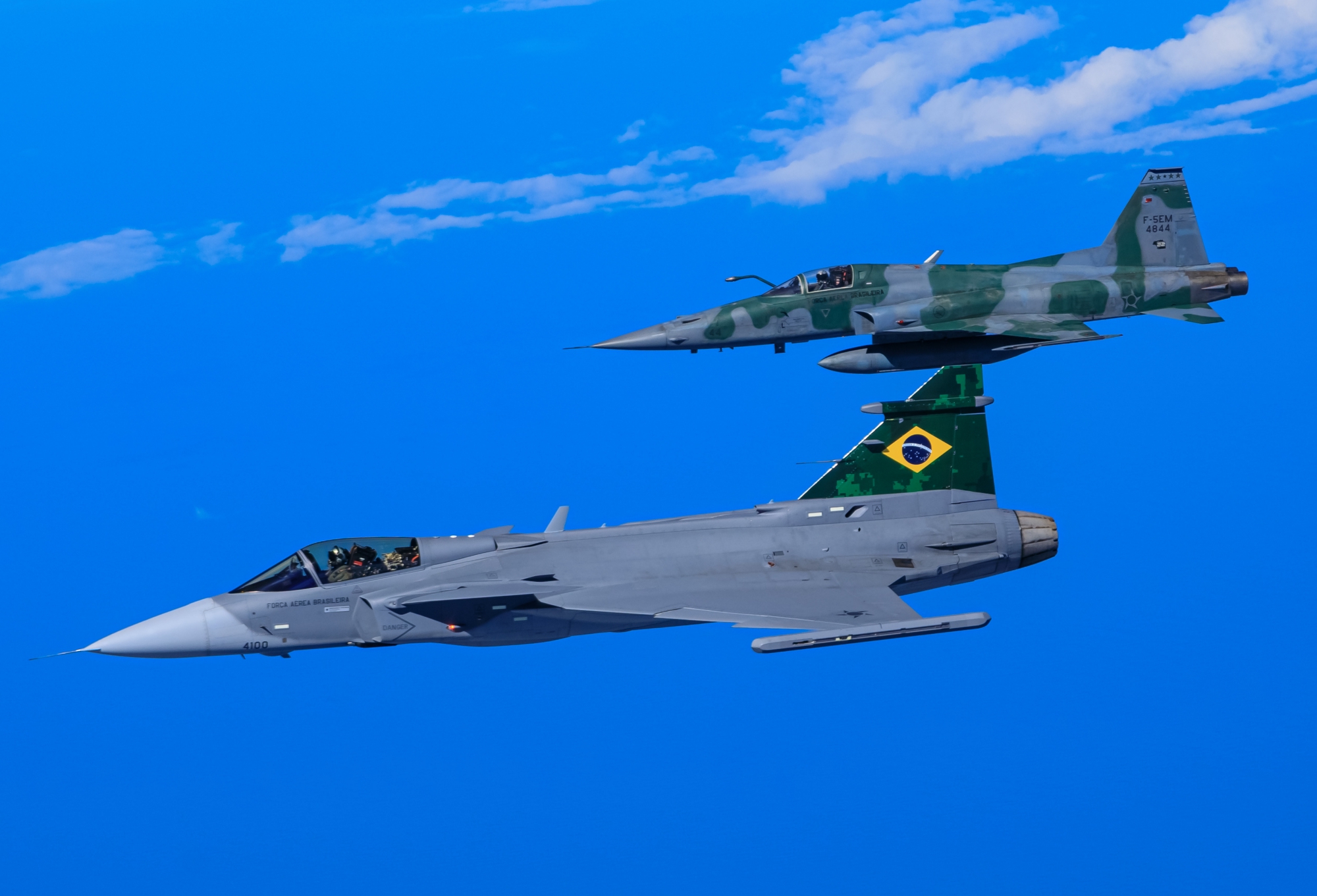 V Deo E Imagens Melhores Momentos Do Primeiro Voo Do Gripen Da Fab No