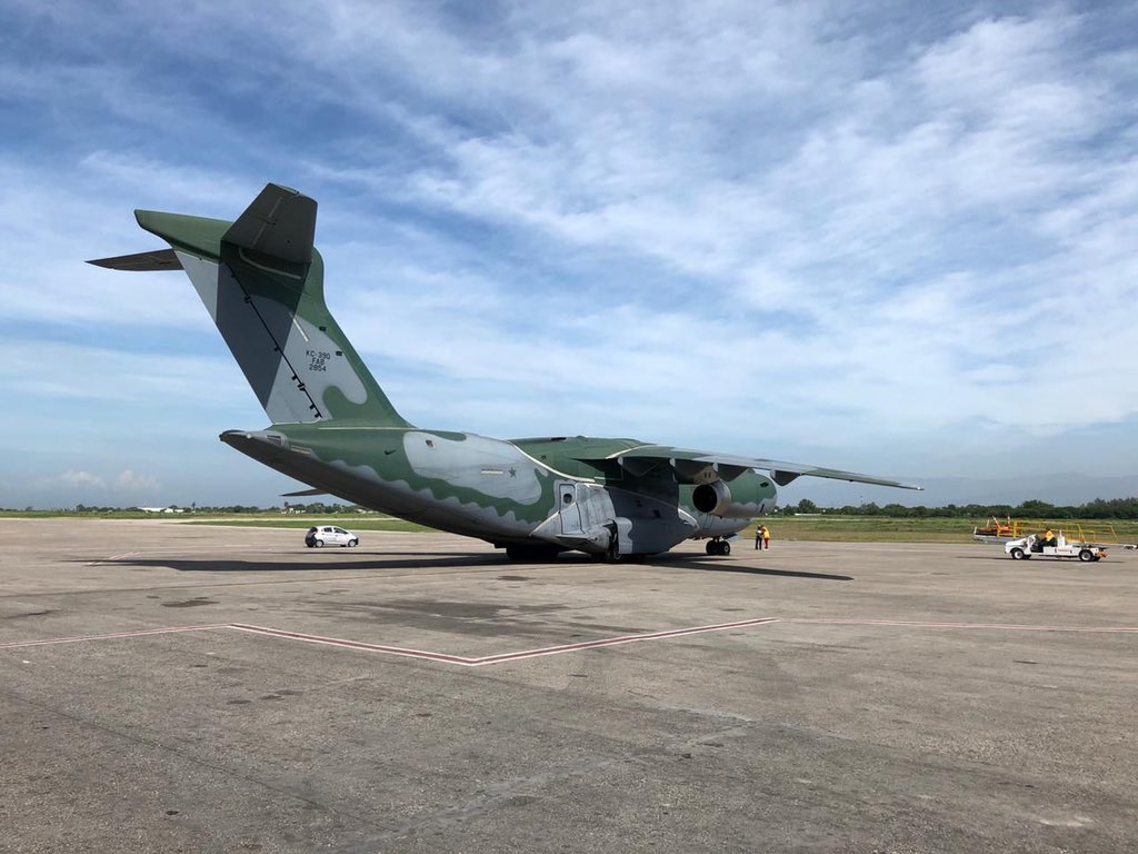 Embraer Fecha Acordo For A A Rea Brasileira Para Redu O De Pedidos