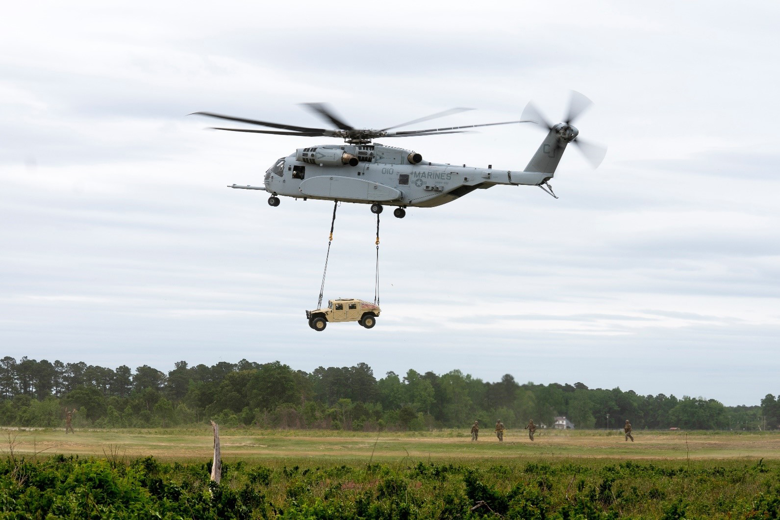 Sikorsky entrega terceiro helicóptero King Stallion ao Corpo de