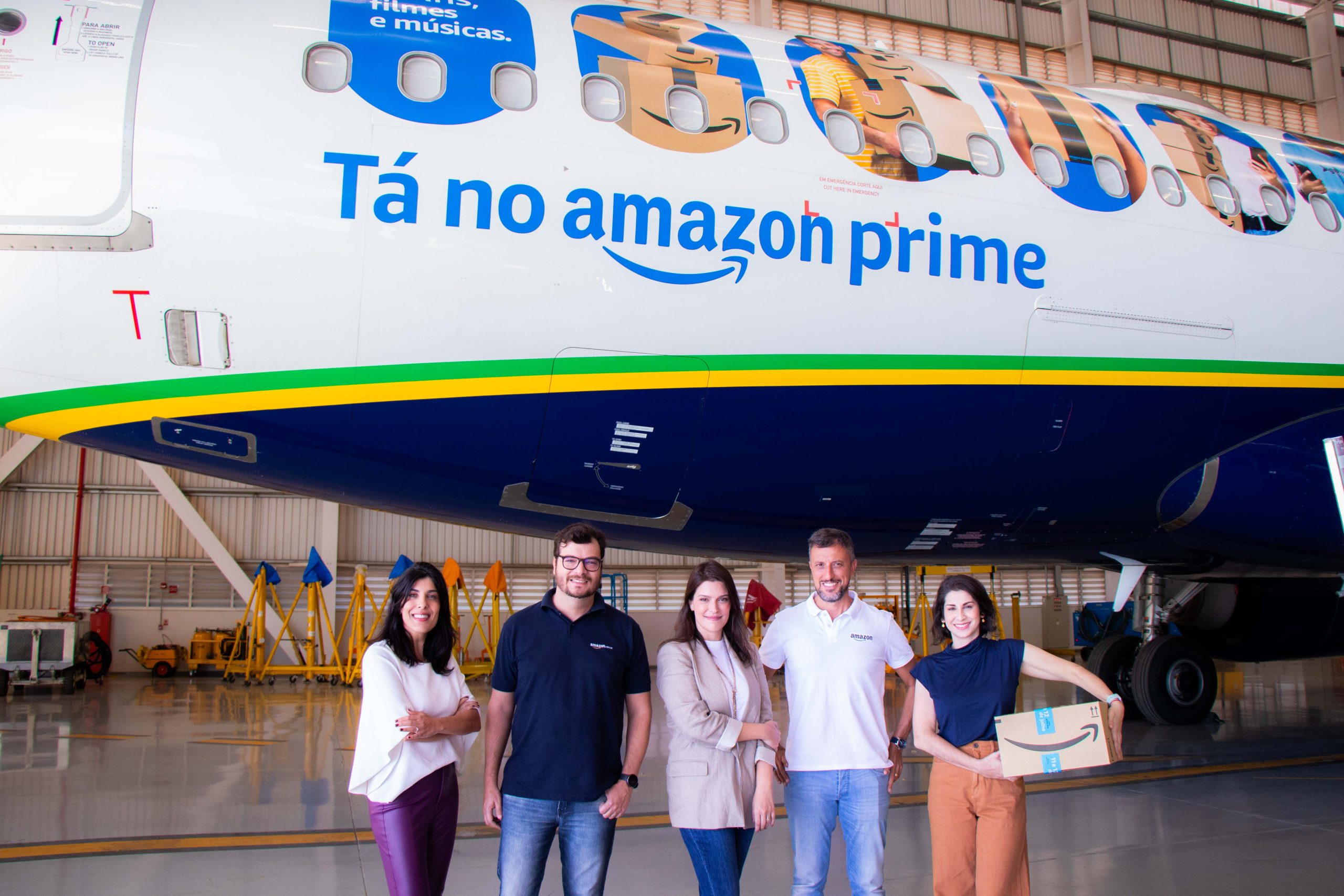 IMAGENS Azul adesiva aeronave em ação a Amazon Brasil