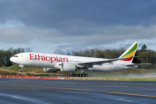 Boeing entrega 777 de número 900 para Ethiopian Airlines