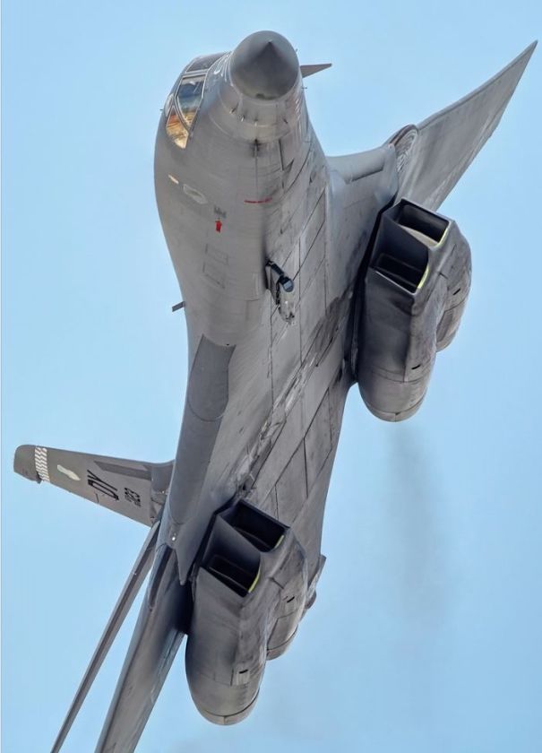 AERONAVES FAMOSAS: Rockwell B-1 Lancer