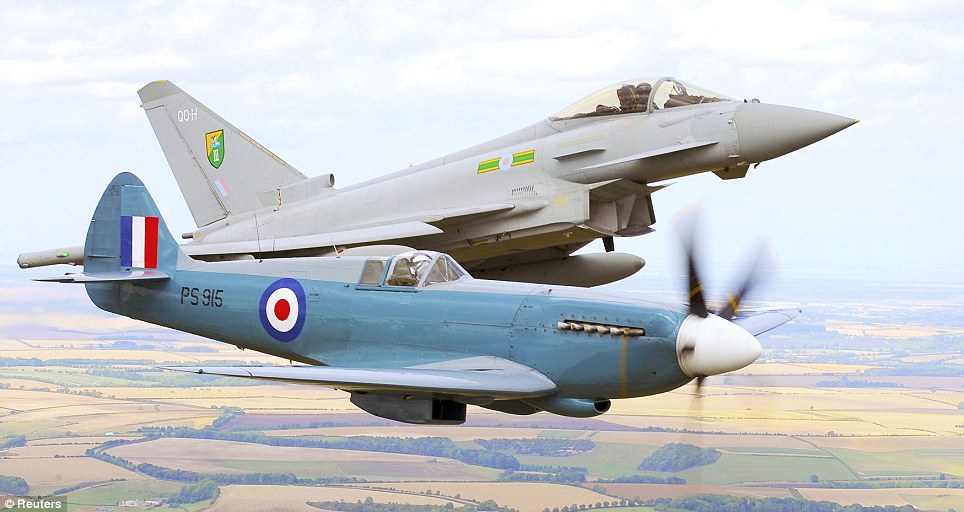 Spitfire_Typhoon