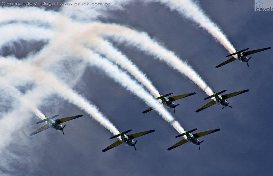 De Outubro Dia Do Aviador E Da For A A Rea Brasileira