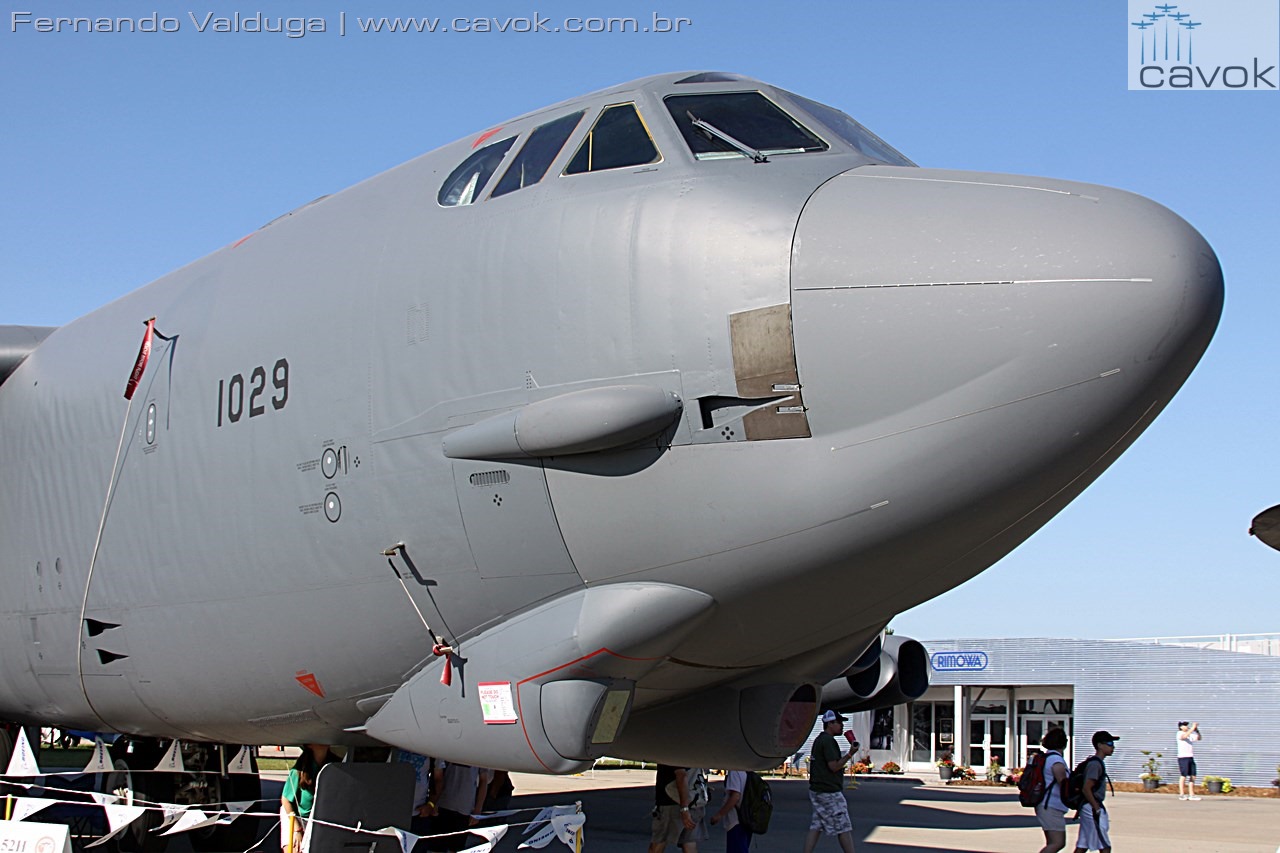 Bombardeiros B-52 E B-1 Estarão Em Oshkosh Este Ano