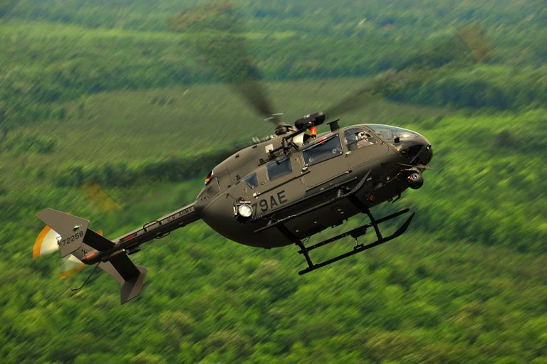 Airbus entrega o º helicóptero UH Lakota ao Exército dos EUA