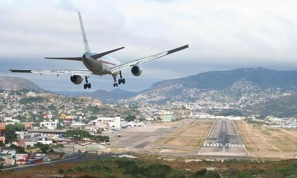 Os pousos de aviões mais arrepiantes do mundo