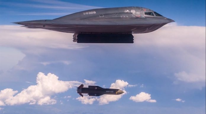 VÍDEO: Filmagem Em Alta Definição Do B-2 Lançando As Poderosas Bombas ...