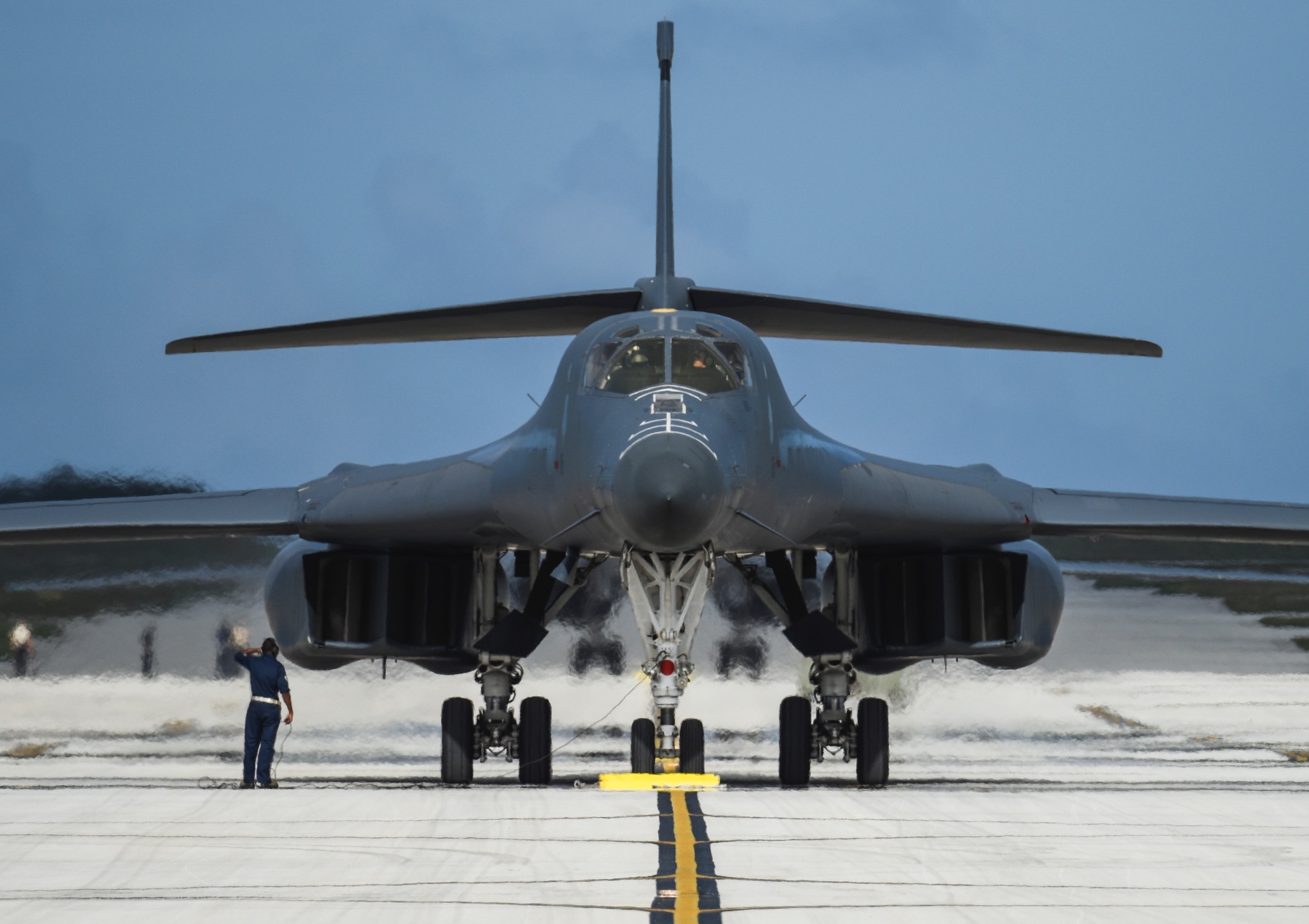 Menos De 10 Bombardeiros B-1 Estão Prontos Para Combate Na USAF