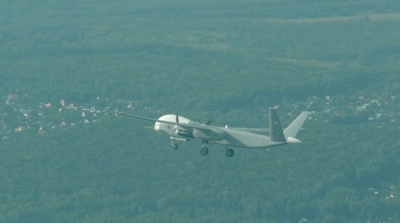 VÍDEO: Drone russo de longo alcance Altius-U realiza primeiro voo ...