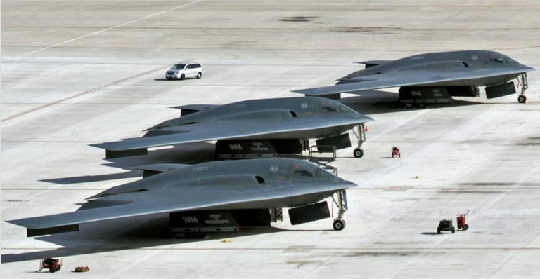 Como A Fabricante Do B-21 Está Aprendendo As Lições Com O B-2