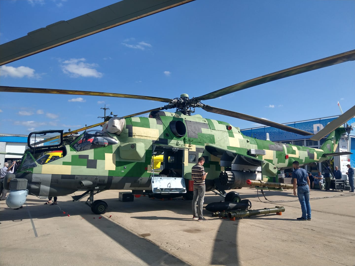 Maks Rostec Apresenta Helicoptero De Ataque Mi 24p Atualizado Cavok Brasil Noticias De Aviacao Em Primeira Mao