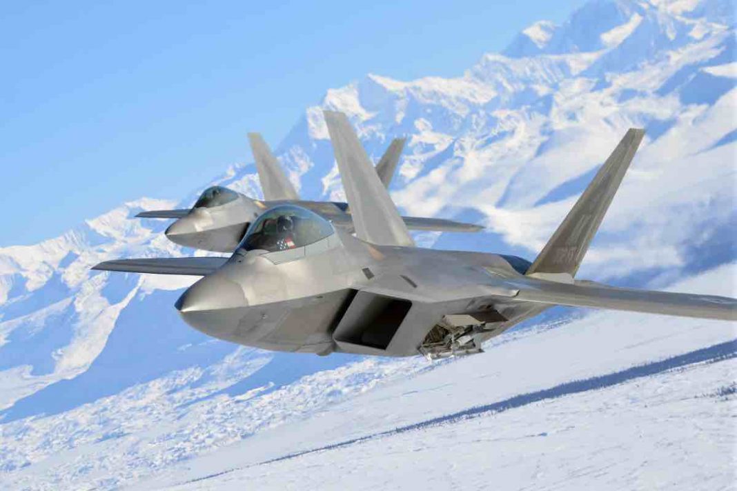 USAF Prepara O F 22 Para Maior Letalidade usaf-prepara-o-f-22-para-maior-letalidade