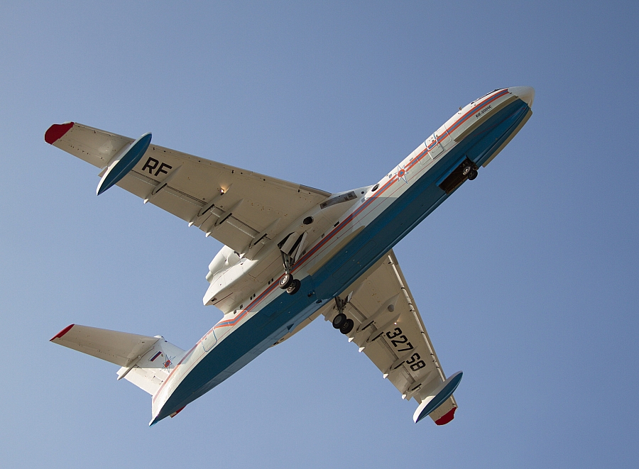 Turquia freta dois aviões russos Be-200ES para combate a incêndios