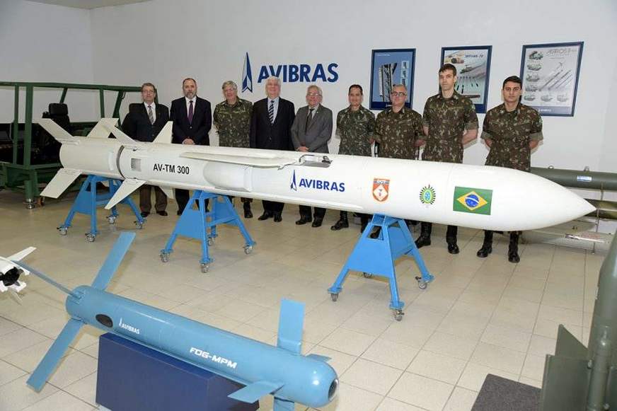 Míssil brasileiro AV-TM 300 faz parte do arsenal de guerra do Exército.