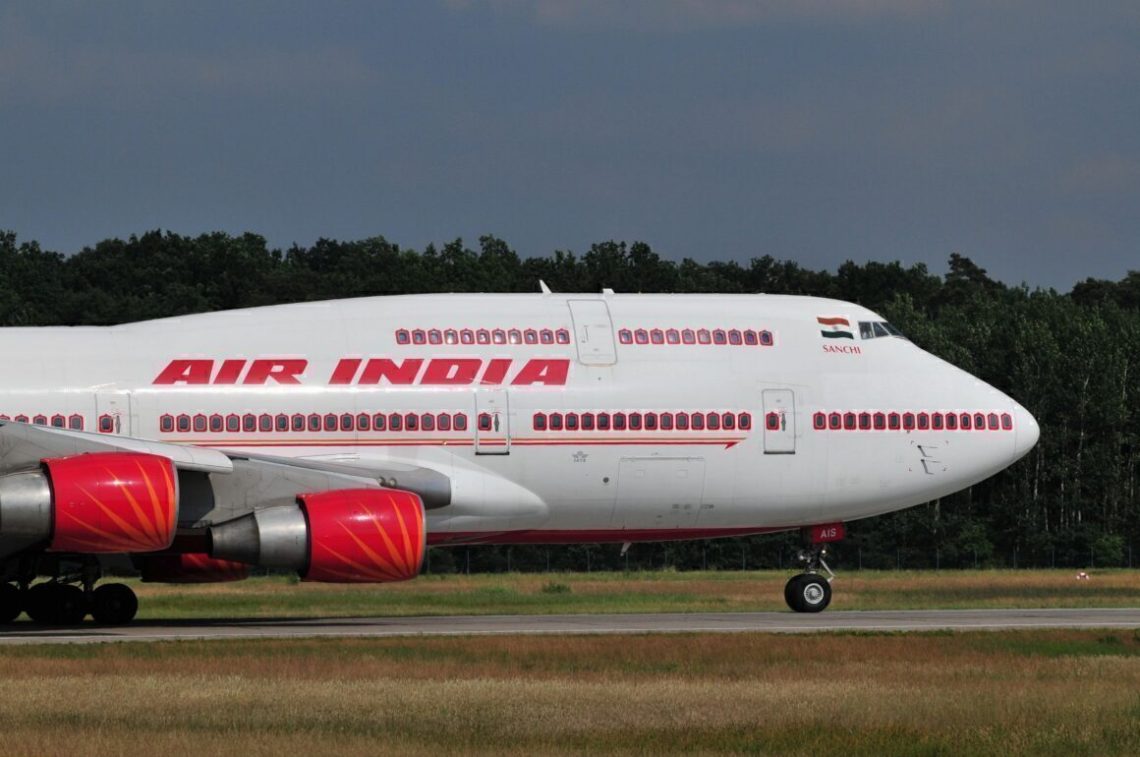 Boeing 747 air india фото