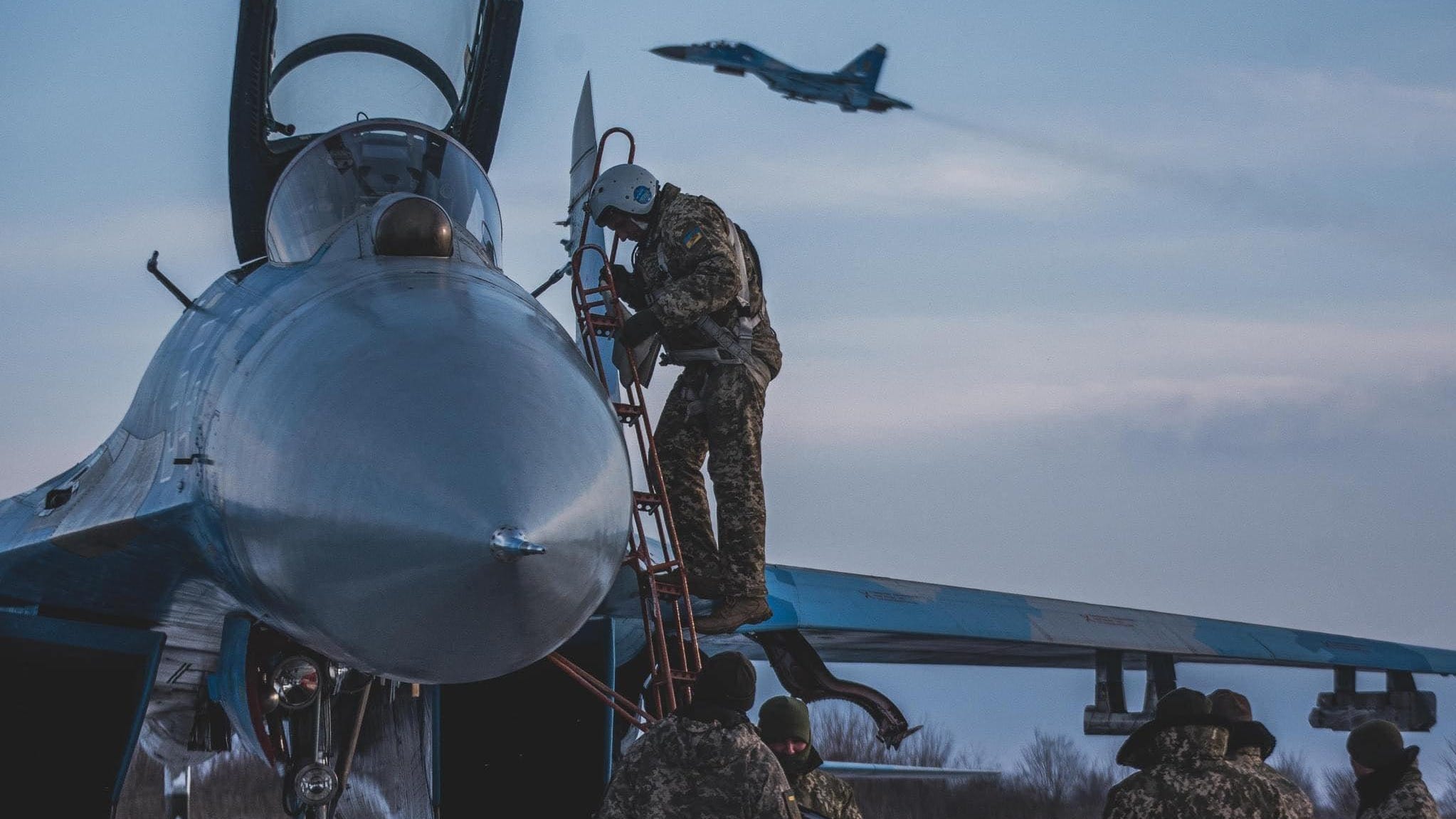 Força Aérea dos EUA coloca um Sukhoi Su-27 Flanker da Ucrânia em