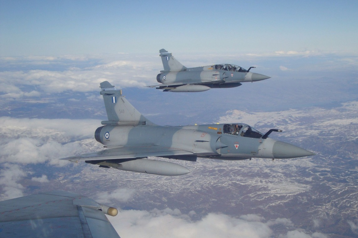 Los modernos Mirage 2000-9 de Emirados Arabes Unidos - ¿una oportunidade para la FAA? 3-hellenic-air-force-mirage-2000-1-lr-iUym81.jpg