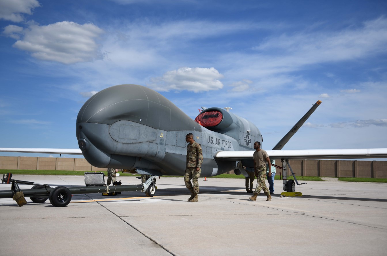 Força Aérea dos EUA aposenta seus primeiros RQ-4 Global Hawk Block 30