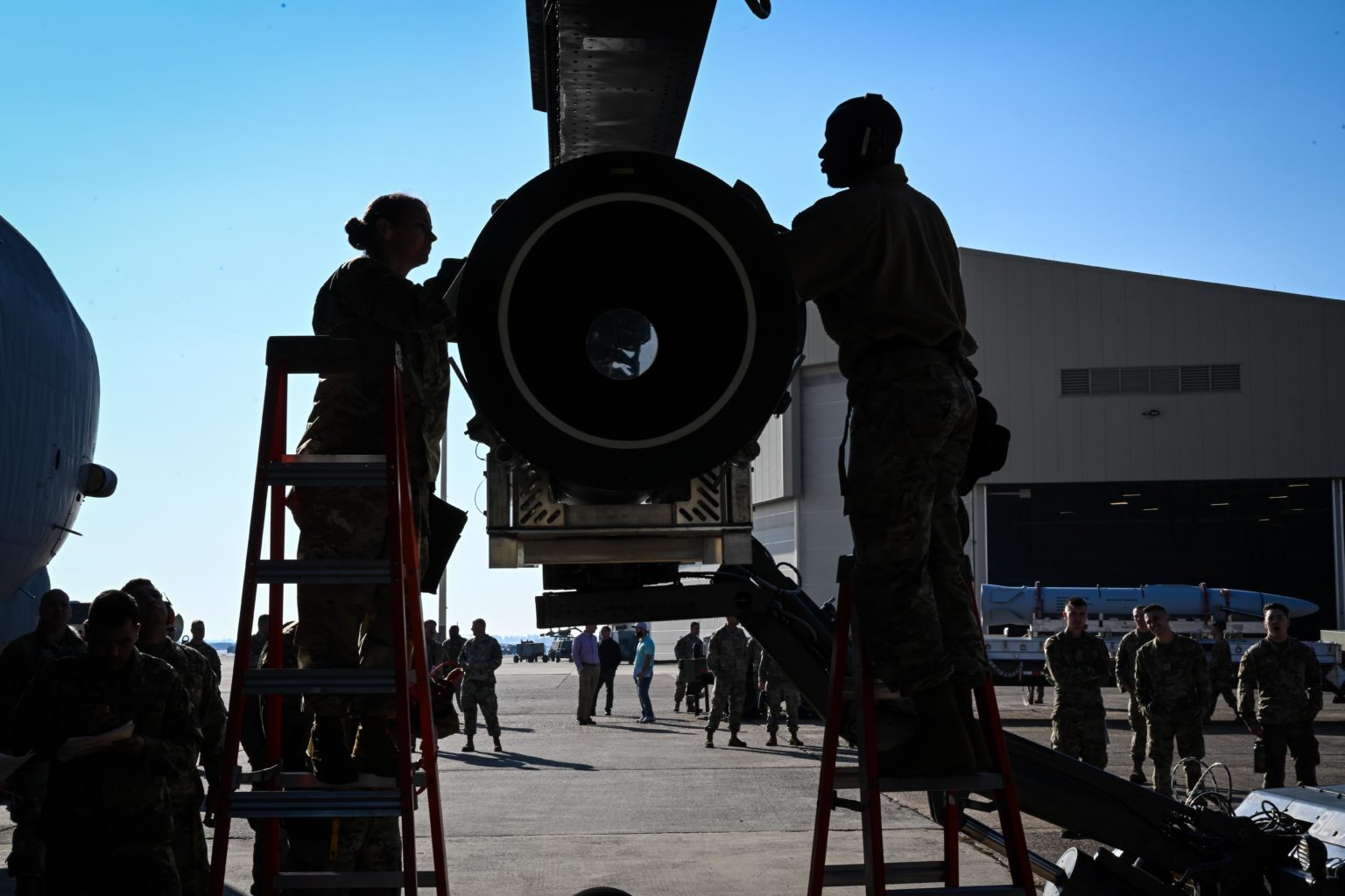 Primeira Arma Hipersônica Da USAF Começará Em Breve Os Testes De ...