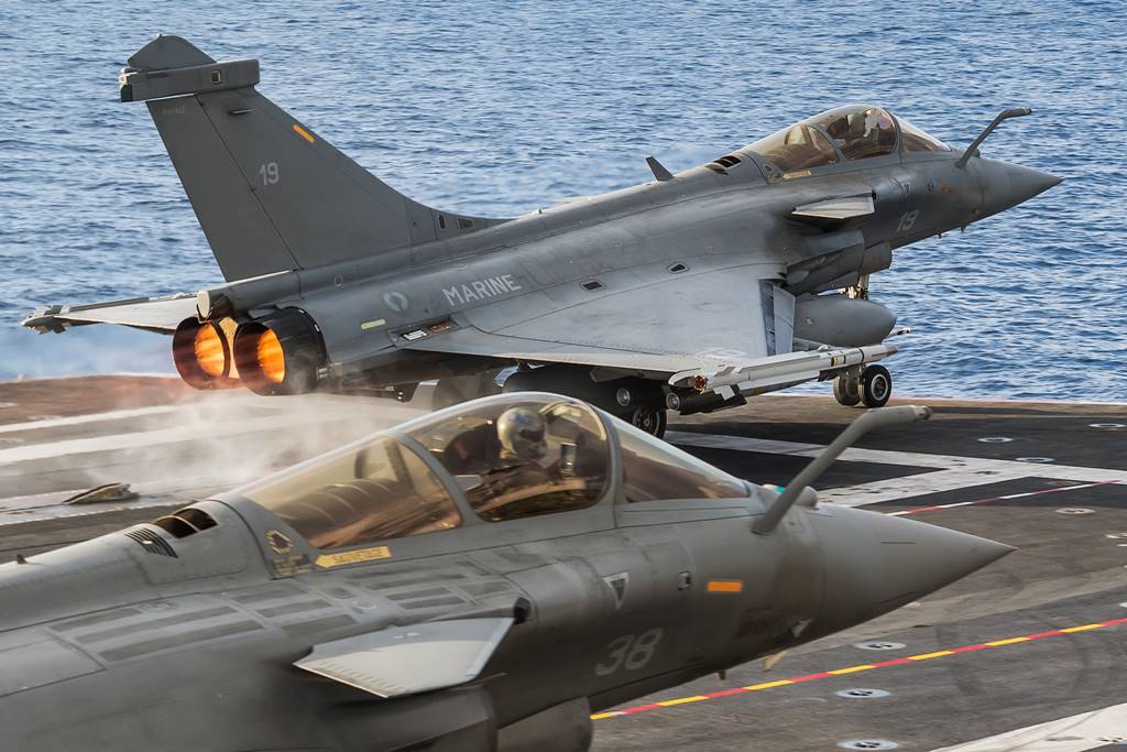 Rafale M supera o F/A-18E/F Super Hornet na competição para