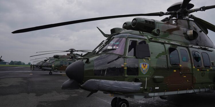 Los nuevos helicópteros entregados al ejército indonesio.