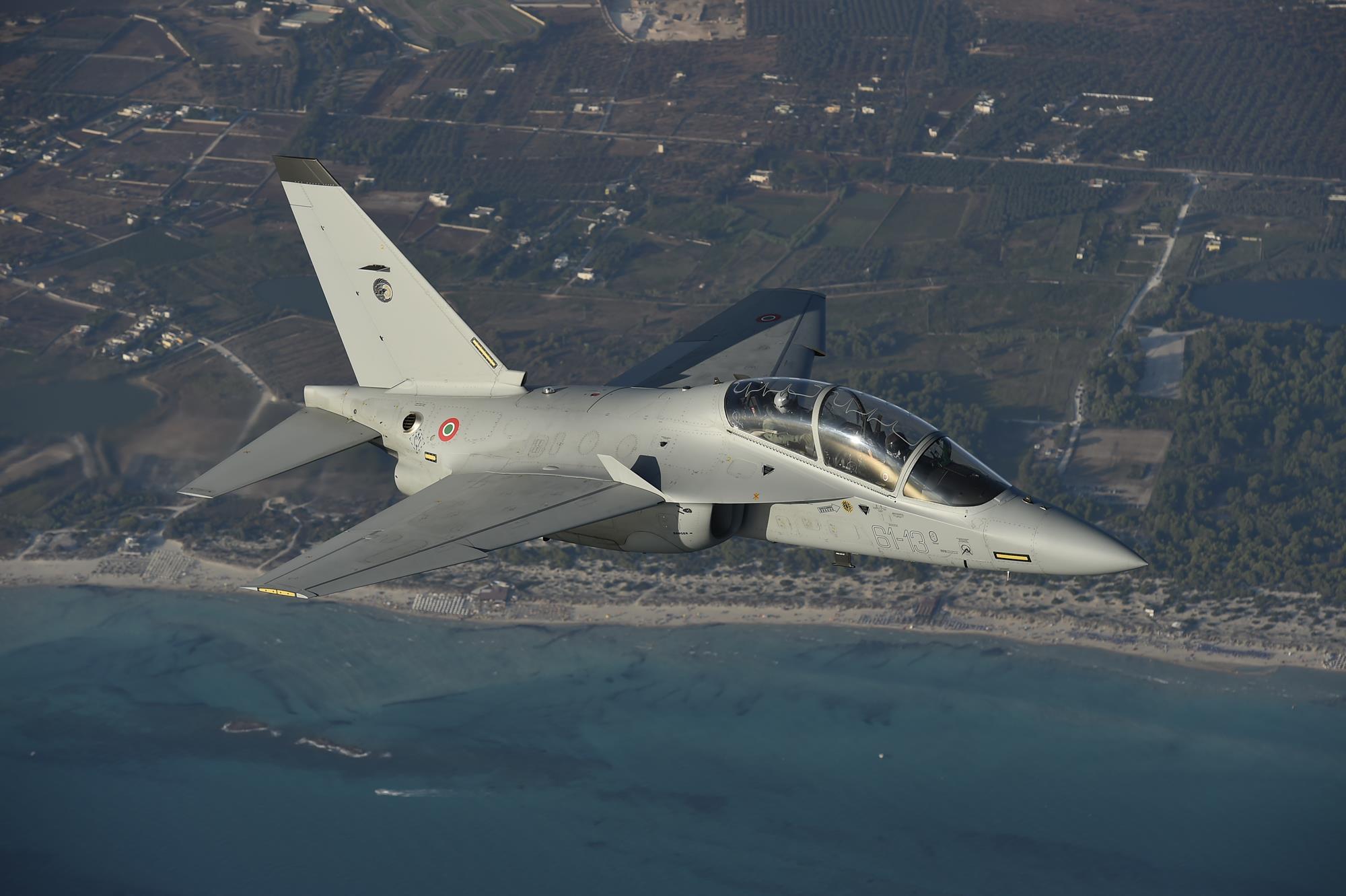 Pilotos de Gripen da Hungria serão treinados na IFTS com jatos M