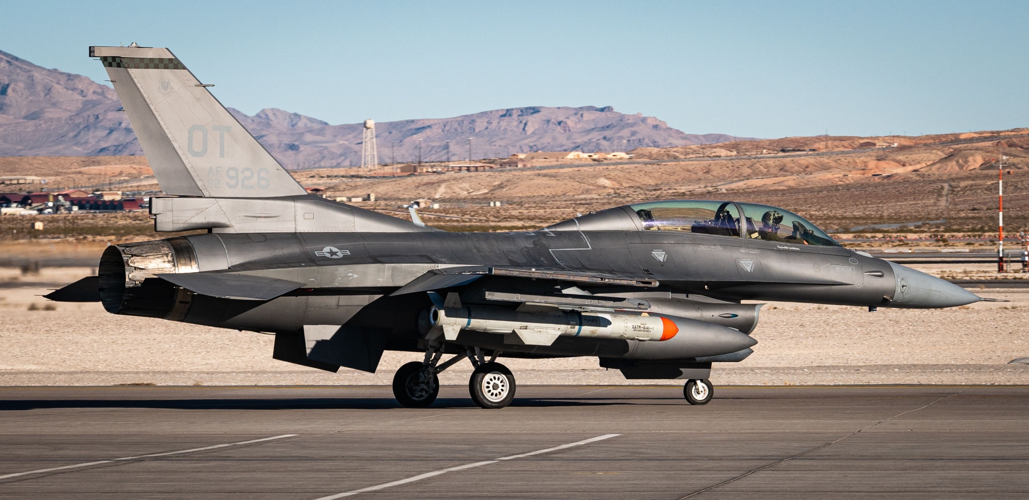 F-16_Harpoon_USAF0.jpg
