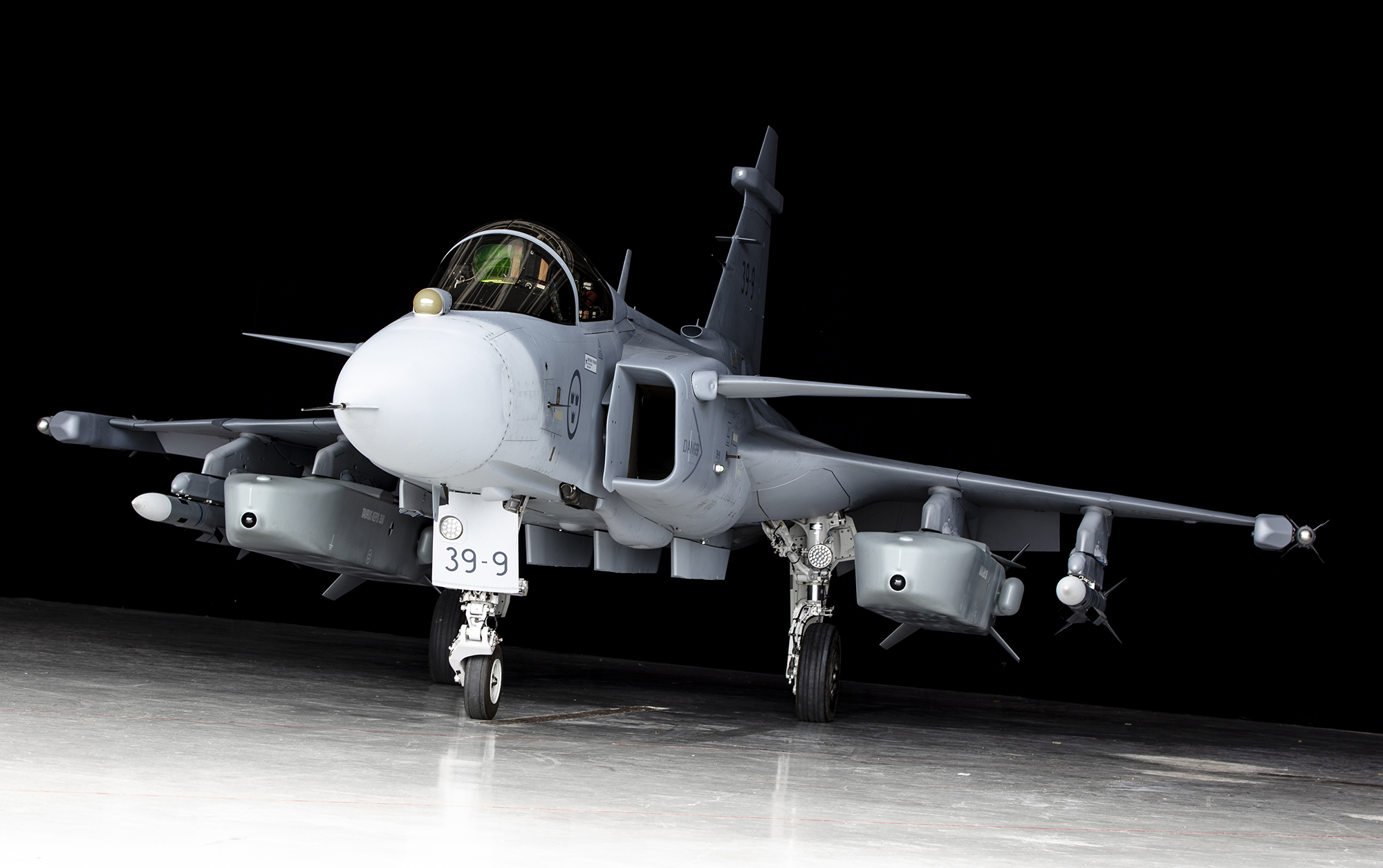 Saab-JAS-39E-Gripen.jpg