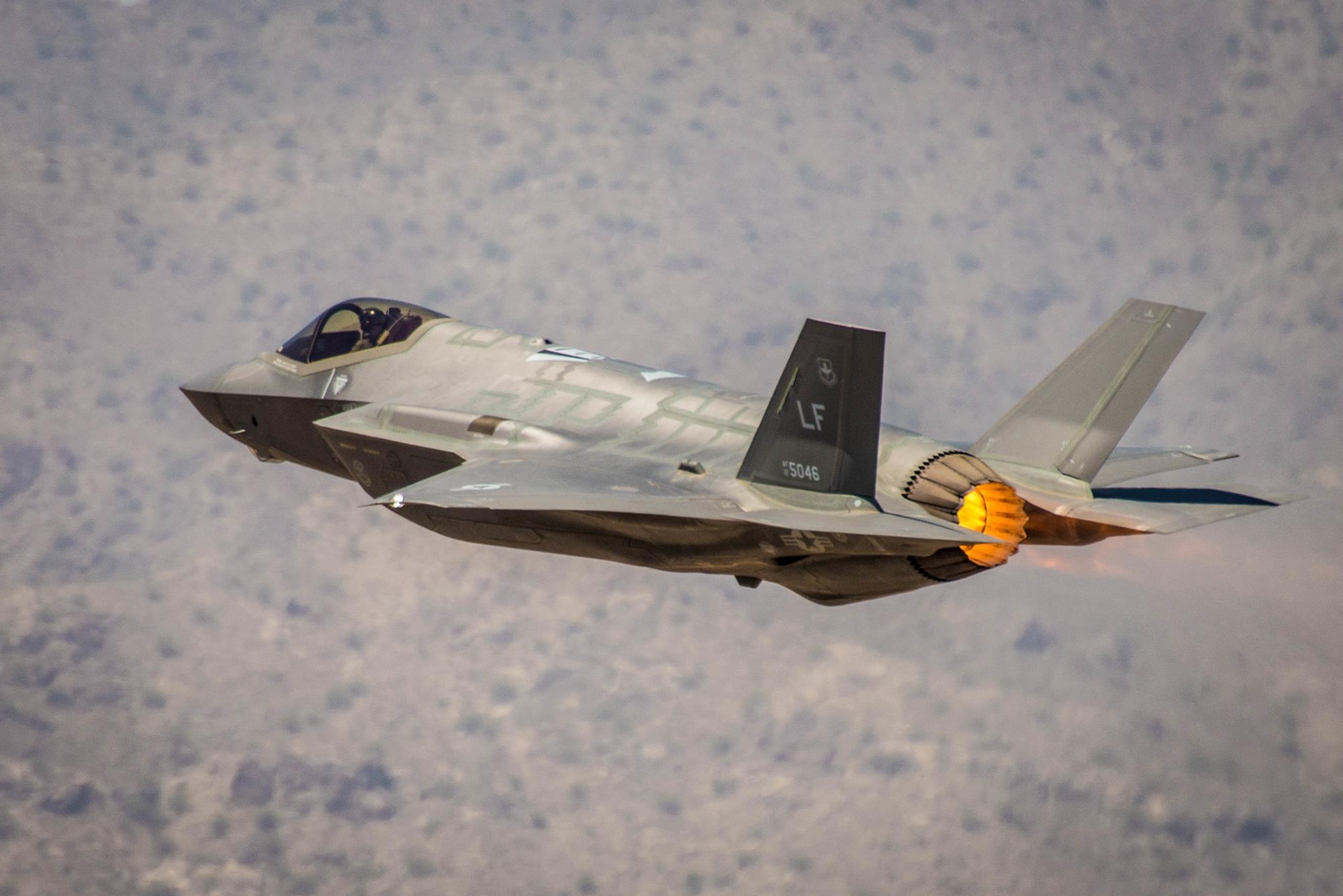 88773_f35acusairforce_452710.jpg