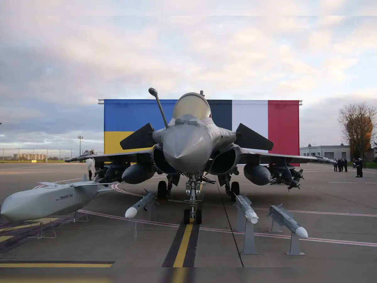 ukraine-signs-letter-of-intent-to-buy-up-to-100-rafale-warplanes-from-france.jpg.webp