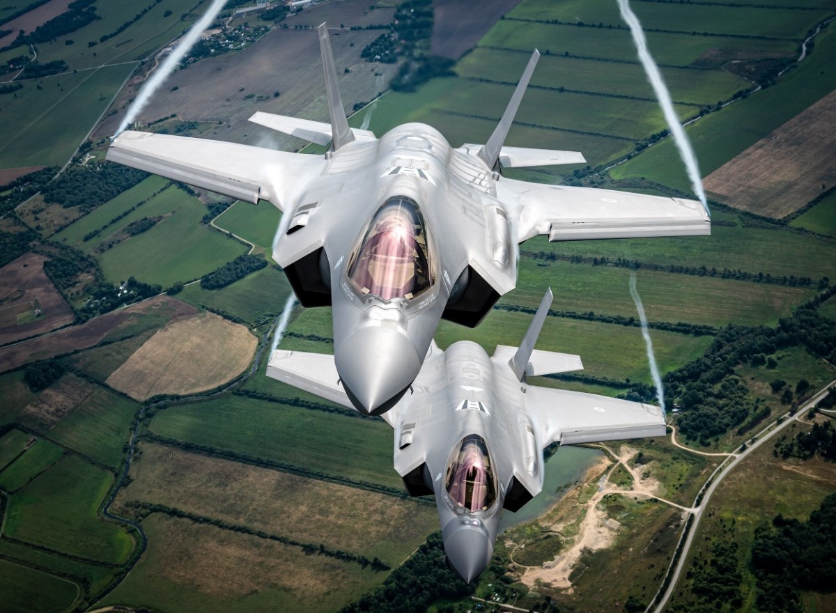 F-35_Italian_Air-Force_Training2.jpg