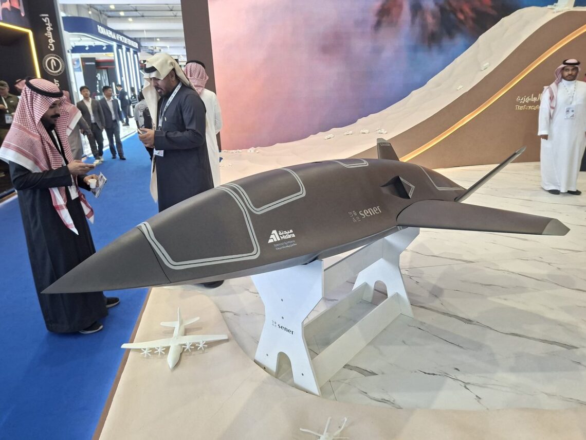 Espanha apresenta o SRC 100 Razor, drone furtivo autônomo projetado ...