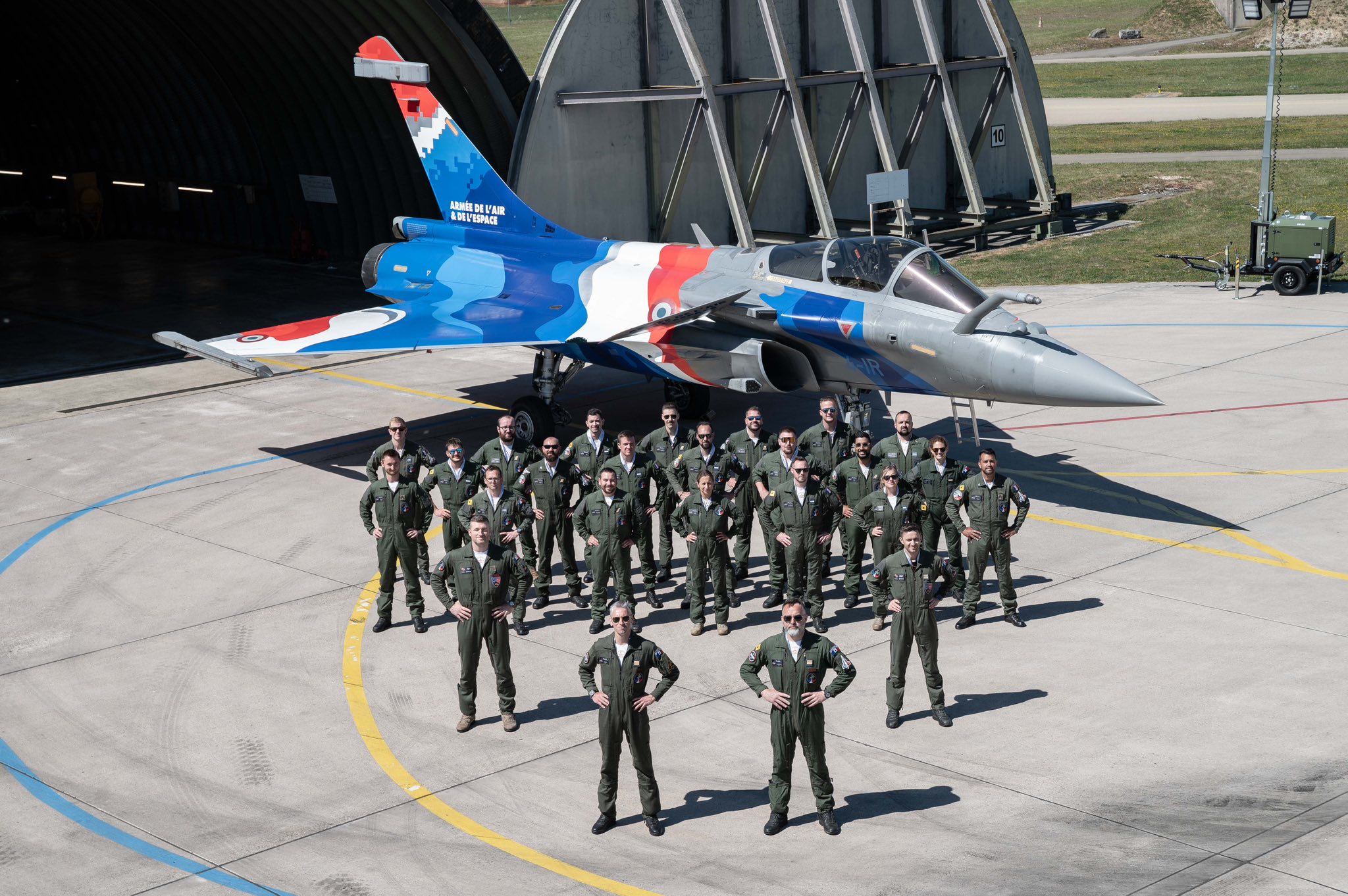 Haf Rafale Display IMAGENS: Rafale Solo Display revela nova pintura e inicia temporada ...